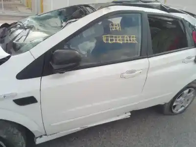 Veicolo di demolizione ssangyong actyon 200 xdi 4wd limited dell'anno 2009 alimentato d20dt