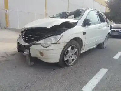 Veicolo di demolizione ssangyong actyon 200 xdi 4wd limited dell'anno 2009 alimentato d20dt