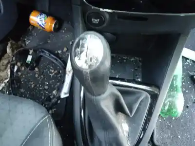 Veículo de Sucata renault clio iv business do ano 2001 alimentado k9kb608