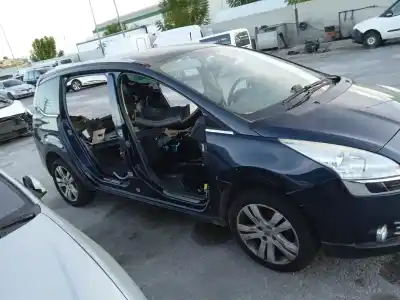 Veículo de Sucata PEUGEOT 5008 Allure do ano 2001 alimentado 5FV