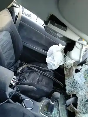 Vehicul casat peugeot 5008 allure al anului 2001 alimentat 5fv