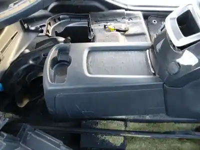 Vehicul casat peugeot 5008 allure al anului 2001 alimentat 5fv