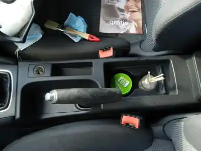 Veicolo di demolizione audi a3 (8p) 1.6 fsi ambiente 116 cv / 85 kw dell'anno 2006 alimentato blf