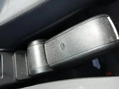 Veicolo di demolizione audi a3 (8p) 1.6 fsi ambiente 116 cv / 85 kw dell'anno 2006 alimentato blf