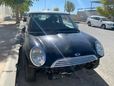Veículo de Sucata mini mini (r50, r53) cooper do ano 2001 alimentado w10b16a