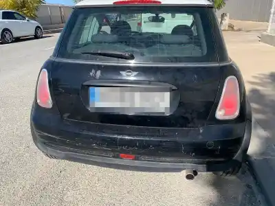 Veículo de Sucata mini mini (r50, r53) cooper do ano 2001 alimentado w10b16a