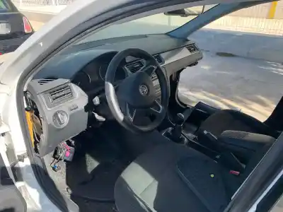 Vehicul casat skoda rapid active al anului 2001 alimentat cay