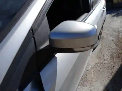 Vehicul casat ford focus lim. business al anului 2015 alimentat pndd