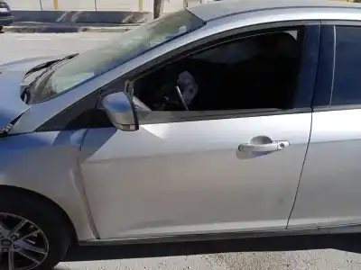 Vehicul casat ford focus lim. business al anului 2015 alimentat pndd