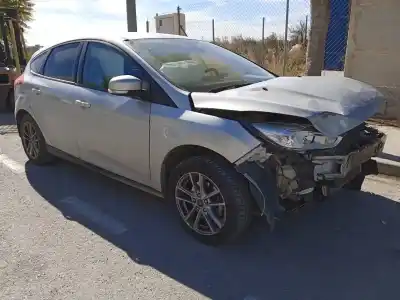 Vehicul casat ford focus lim. business al anului 2015 alimentat pndd