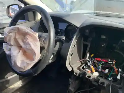 Vehicul casat ford focus lim. business al anului 2015 alimentat pndd