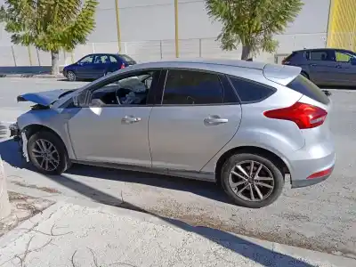 Vehicul casat ford focus lim. business al anului 2015 alimentat pndd