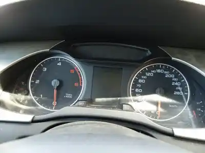 Здавання транспортного засобу audi a4 b8 (8k2) 2.0 tdi року 2001 потужний 