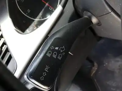 Здавання транспортного засобу audi a4 b8 (8k2) 2.0 tdi року 2001 потужний 