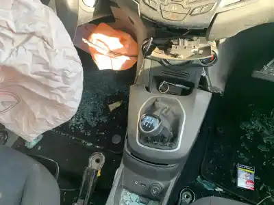 Scrapping Vehicle ford fiesta (ccn) black edition of the year 2001 powered sfjd