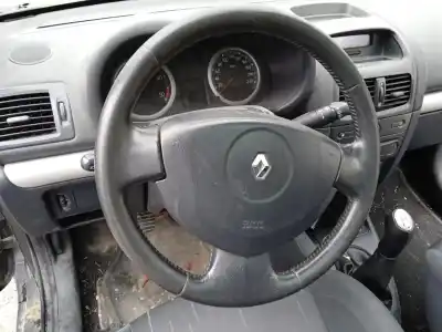 Утилизация автомобиля renault clio ii fase ii (b/cb0) authentique confort года 2004 питание k9k e7