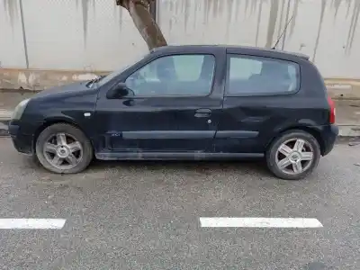 Утилизация автомобиля renault clio ii fase ii (b/cb0) authentique confort года 2004 питание k9k e7