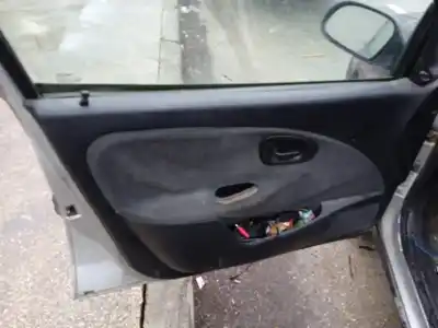 Veicolo di demolizione citroen saxo 1.1 sx dell'anno 2003 alimentato hfx