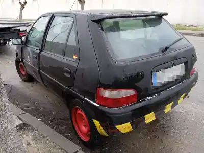 Veicolo di demolizione citroen saxo 1.1 sx dell'anno 2003 alimentato hfx