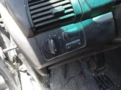 Veículo de Sucata bmw x5 (e53) 3.0d do ano 2002 alimentado 306d2