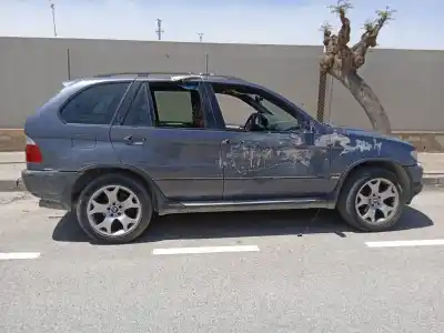 Veículo de Sucata bmw x5 (e53) 3.0d do ano 2002 alimentado 306d2