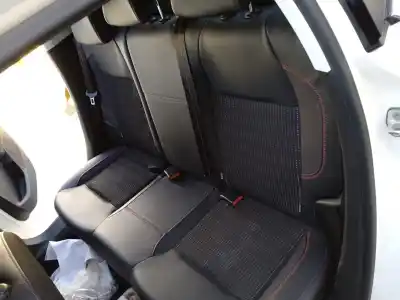 Scrapping Vehicle PEUGEOT 208 Allure of the year 2016 powered HN01