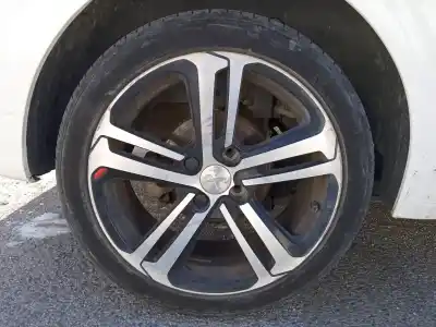 Veículo de Sucata peugeot 208 allure do ano 2016 alimentado hn01