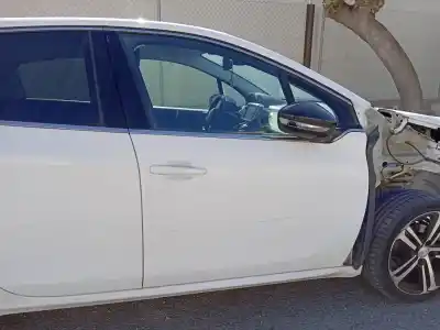 Veículo de Sucata peugeot 208 allure do ano 2016 alimentado hn01