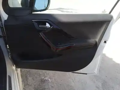 Veículo de Sucata peugeot 208 allure do ano 2016 alimentado hn01