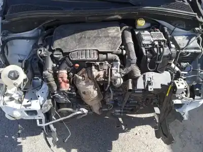 Veículo de Sucata peugeot 208 allure do ano 2016 alimentado hn01