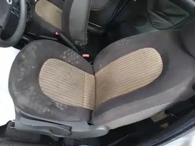 Veicolo di demolizione lancia ypsilon (101) 1.2 8v dell'anno 2007 alimentato 188a4000