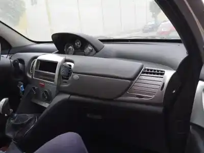 Veicolo di demolizione lancia ypsilon (101) 1.2 8v dell'anno 2007 alimentato 188a4000