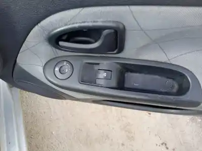 Утилизация автомобиля renault clio ii fase ii (b/cb0) base authentique 65 cv / 48 kw года 2003 питание k9k a7
