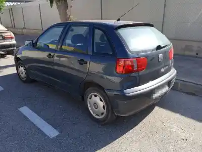 Veículo de Sucata seat ibiza (6k1) select do ano 2000 alimentado akk