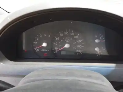 Veicolo di demolizione kia sorento 2.5 crdi concept dell'anno 2003 alimentato d4cb