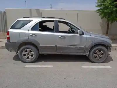 Veicolo di demolizione kia sorento 2.5 crdi concept dell'anno 2003 alimentato d4cb