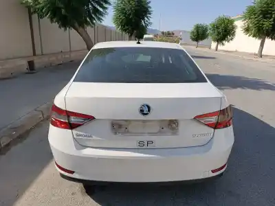 Здавання транспортного засобу skoda superb iii (3v3) 1.6 tdi року 2017 потужний dcx