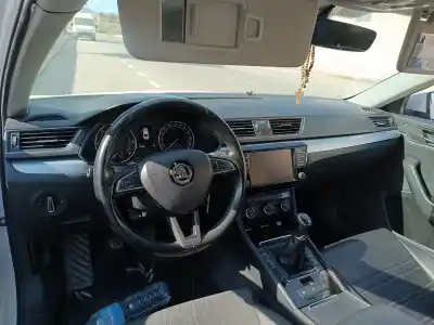 Здавання транспортного засобу skoda superb iii (3v3) 1.6 tdi року 2017 потужний dcx