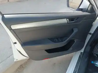 Здавання транспортного засобу skoda superb iii (3v3) 1.6 tdi року 2017 потужний dcx