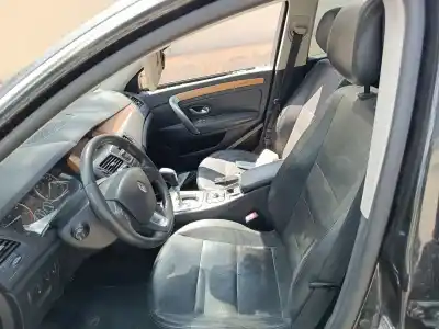 Vehicul casat renault laguna iii dynamique al anului 2008 alimentat m9r802