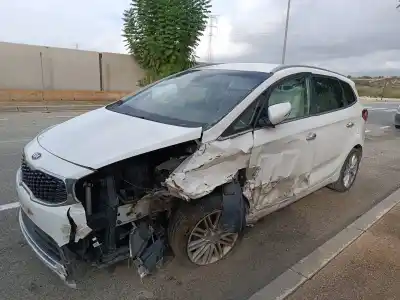 Veículo de Sucata kia carens iv 1.6 gdi do ano 2001 alimentado g4fd