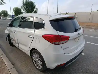 Veículo de Sucata kia carens iv 1.6 gdi do ano 2001 alimentado g4fd