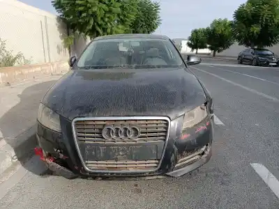Veículo de Sucata audi a3 (8p) 1.6 tdi ambiente do ano 2010 alimentado cay