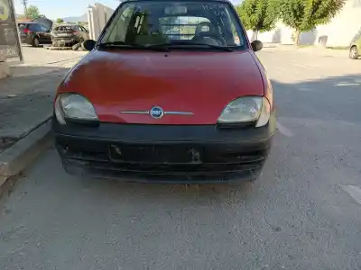 Véhicule à la ferraille fiat seicento (187) active de l'année 2007 alimenté 187a1000