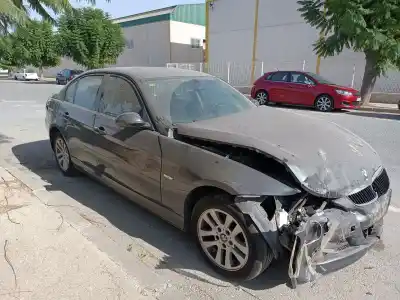 Veículo de Sucata bmw serie 3 berlina (e90) 318d do ano 2008 alimentado 204d4