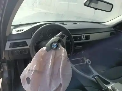 Veículo de Sucata bmw serie 3 berlina (e90) 318d do ano 2008 alimentado 204d4