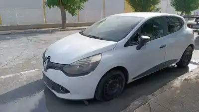 Veicolo di demolizione renault clio iv (bh_) 1.5 dci 90 dell'anno 2001 alimentato k9k612