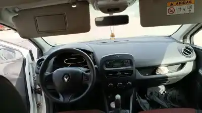 Veicolo di demolizione renault clio iv (bh_) 1.5 dci 90 dell'anno 2001 alimentato k9k612