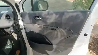 Vehicul casat peugeot 5008 active al anului 2001 alimentat ah01