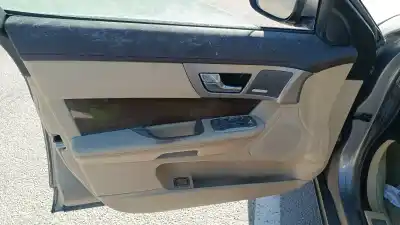 Здавання транспортного засобу jaguar xf 3.0 v6 diesel cat року 2010 потужний 306dt